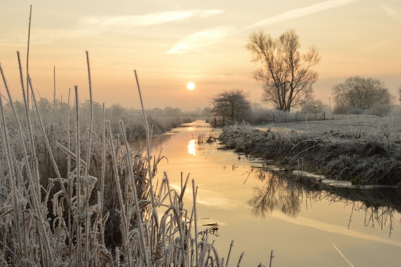 Frosty Adur sunrise © Emma Varley