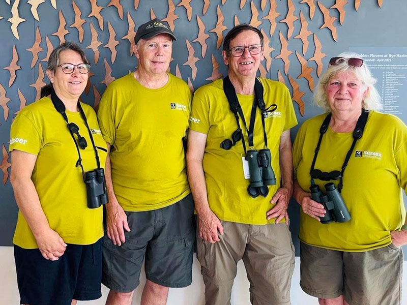 Guide in a Hide volunteers © Linda Wren