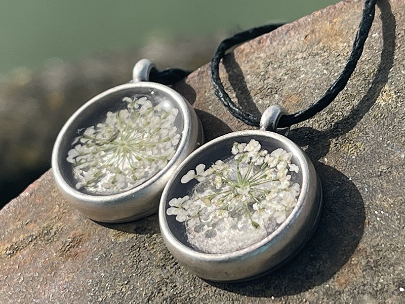 Pendants © Lynda/EcoOctopus