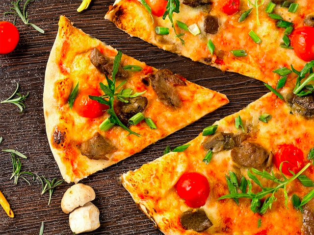 Pizza night at the Discovery Centre, Rye Harbour Nature Reserve (5/8/2023)